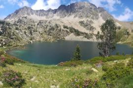 Vue sur le lac de Bastan, montant vers le col