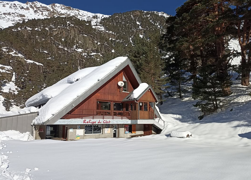 Refuge du Clot